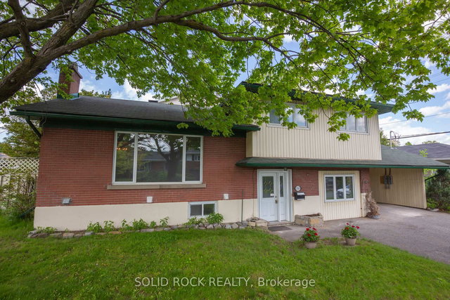 unit 1 - 2763 Kelly Avenue