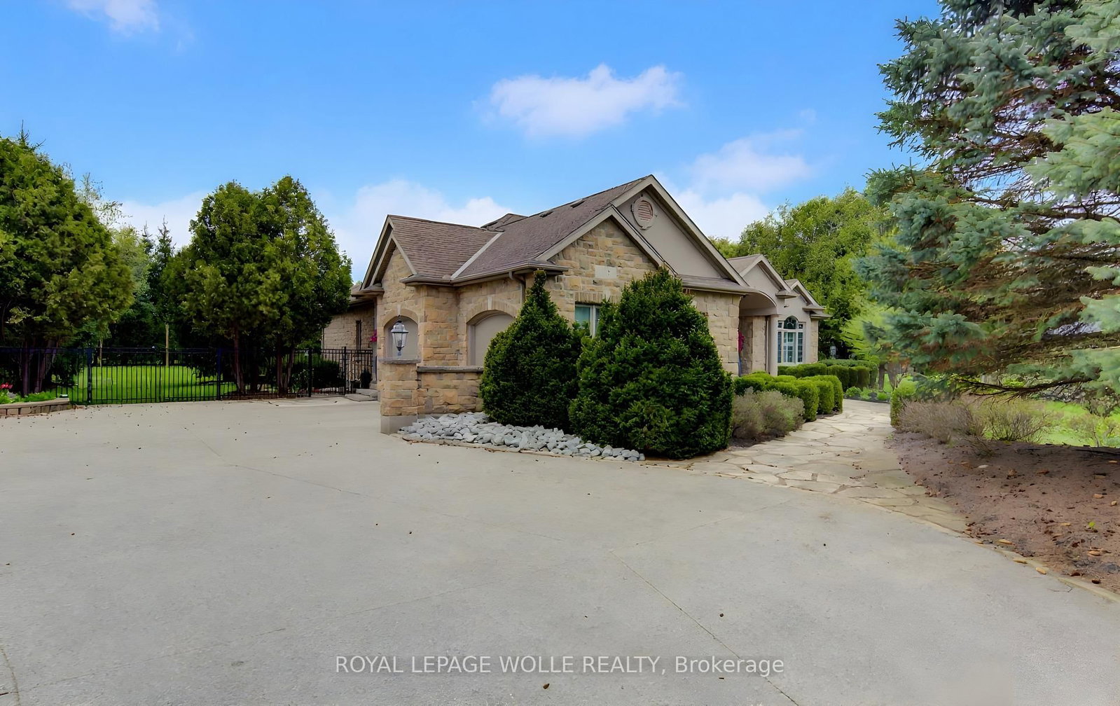 118 Old Mill Road • Cambridge, ON photo 5