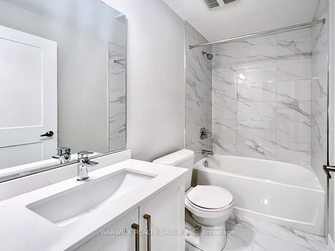 15 Queen Street S, Unit 1815 - Photo 5