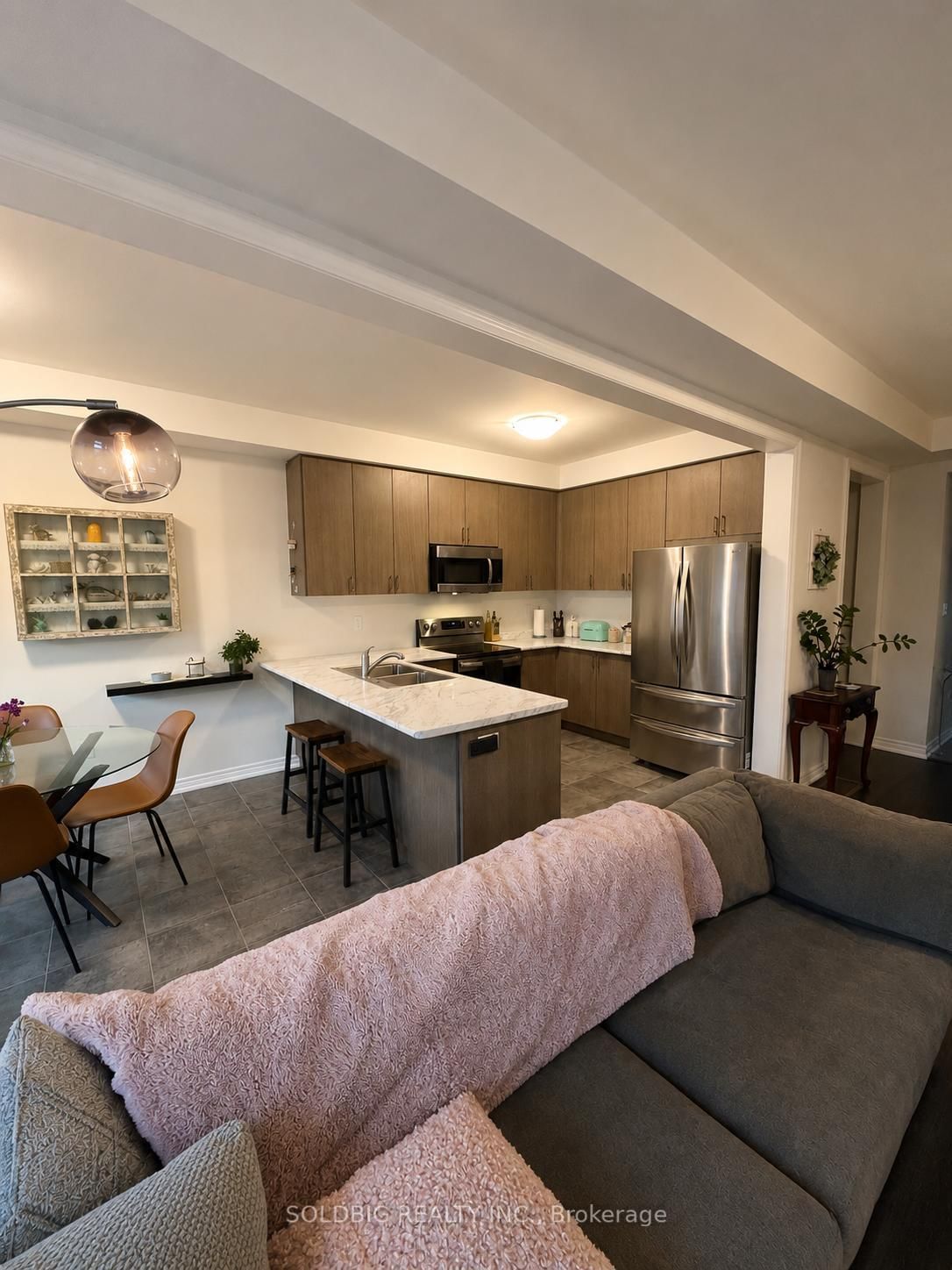 377 Skinner Road • Hamilton, ON photo 6