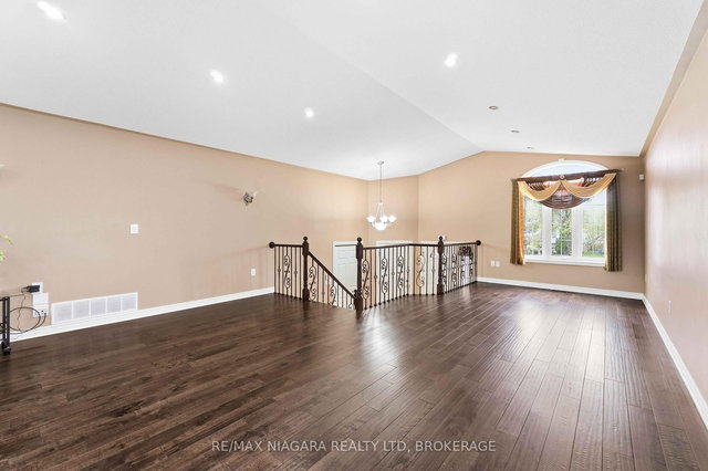 8253 Costabile Drive