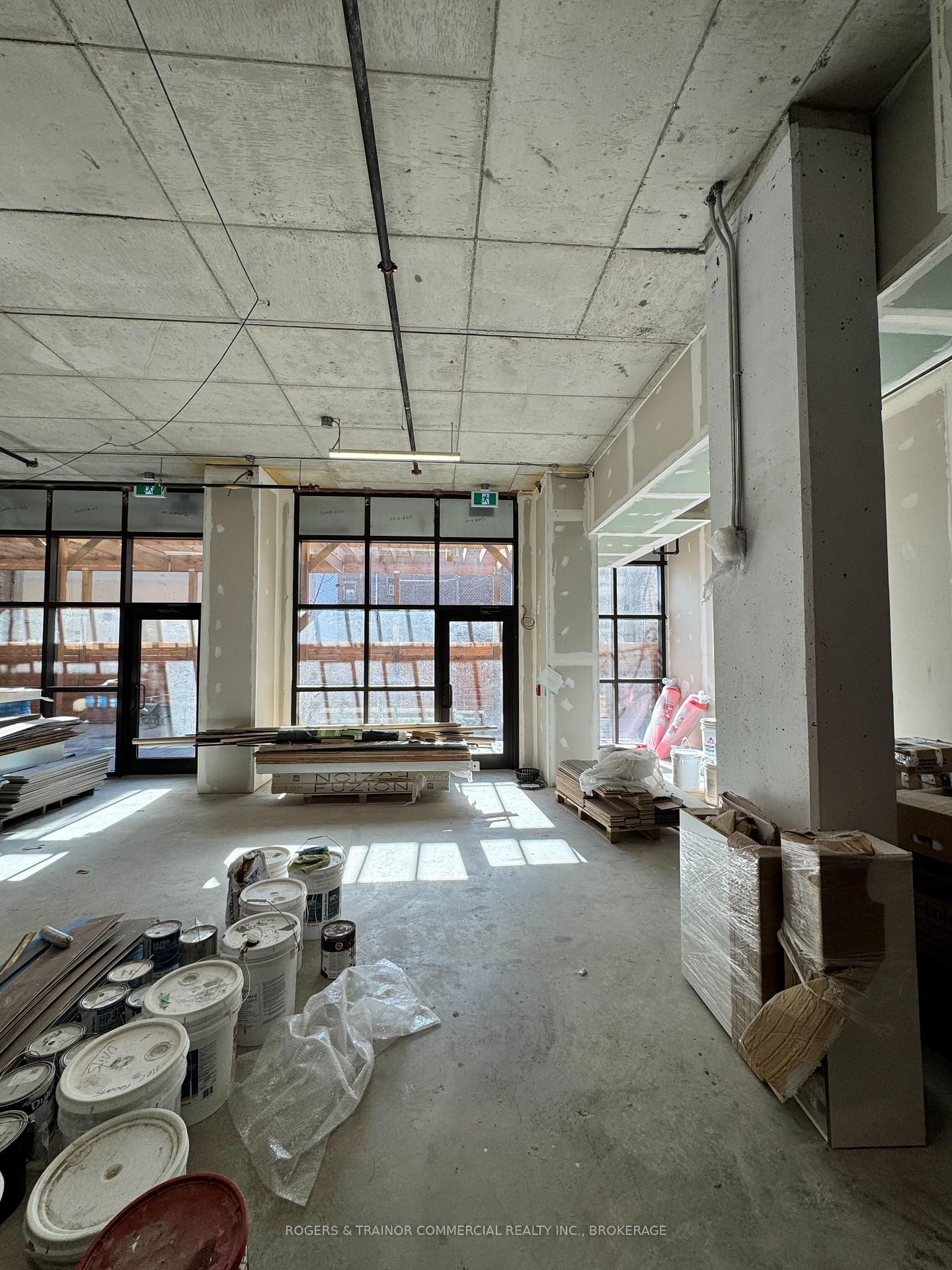 223 PRINCESS Street, Unit 102 - Photo 4