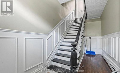 11 Isabel Street • Belleville, ON photo 5