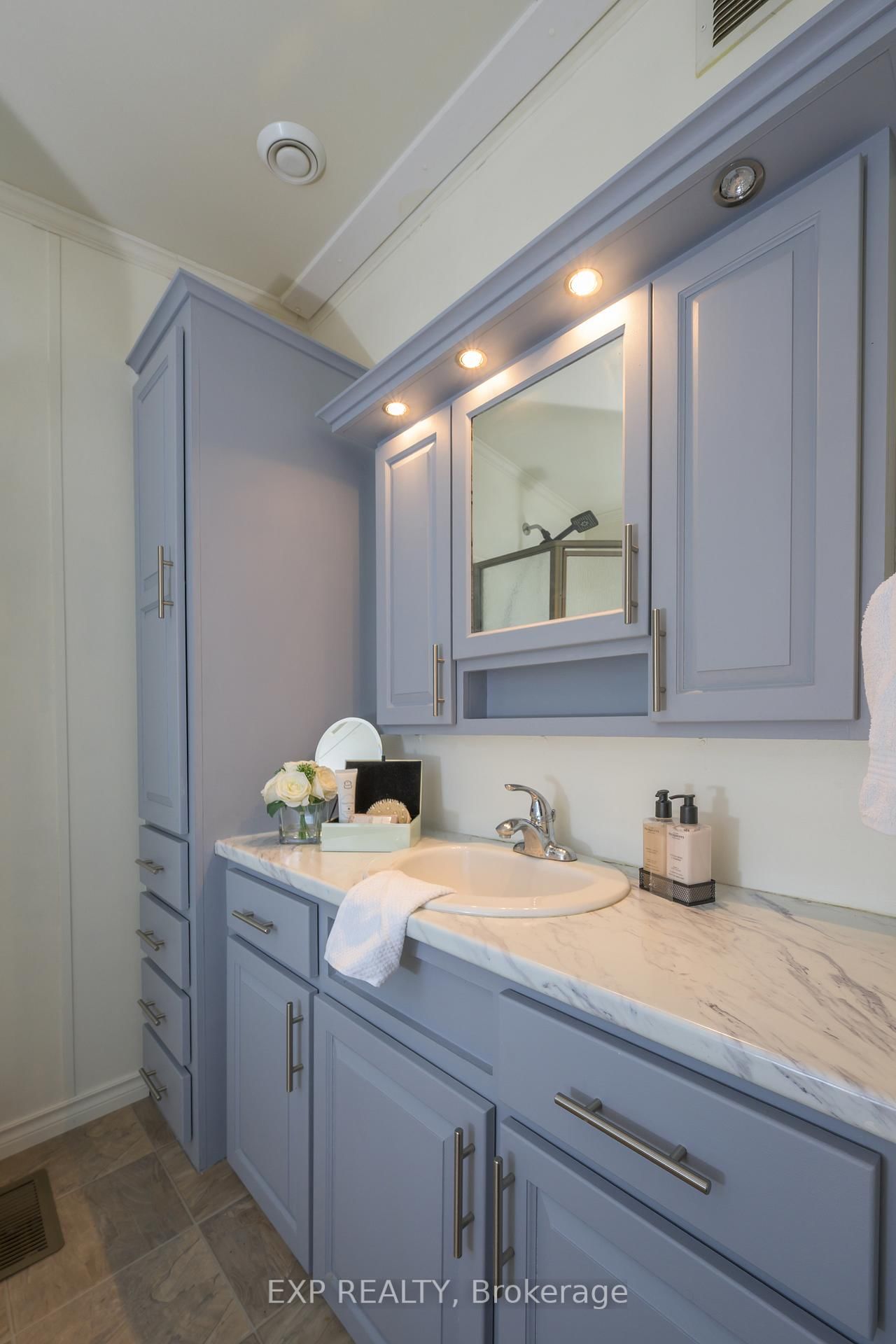 22790 Amiens Road • #51 • Middlesex Centre, ON photo 22