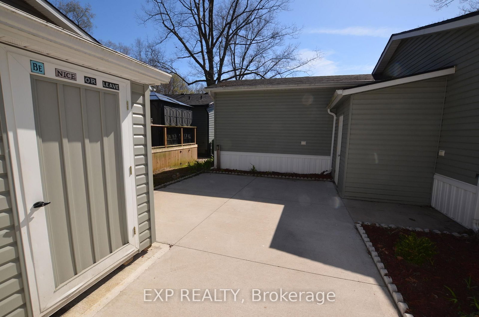 22790 Amiens Road • #51 • Middlesex Centre, ON photo 5