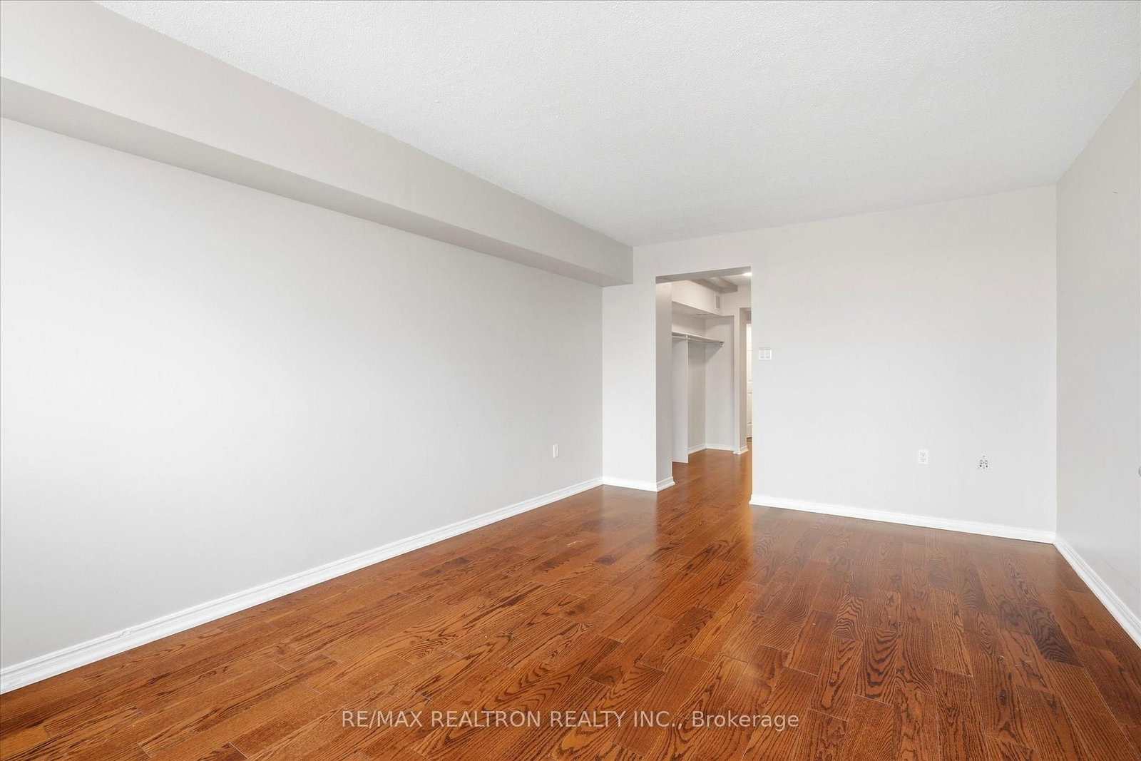 695 Richmond Street, Unit 1006 - Photo 16