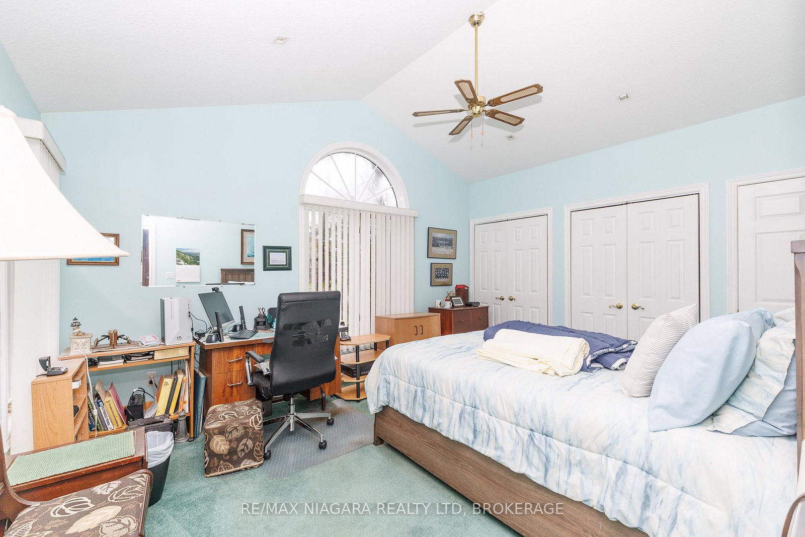 Detached House sold at 2997 Poplar Avenue, Fort Erie, Ontario, L0S 1N0 - Ridgeway - MLS: X13106940