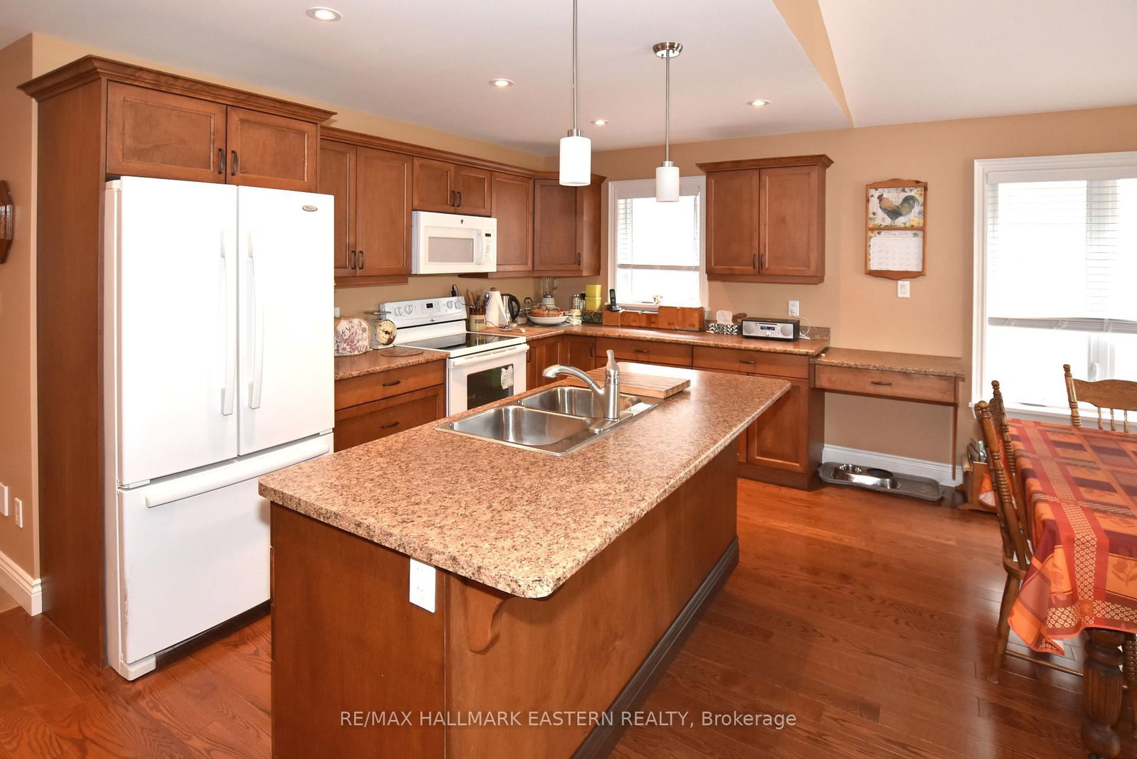 428 Raymond Street • Peterborough, ON photo 5