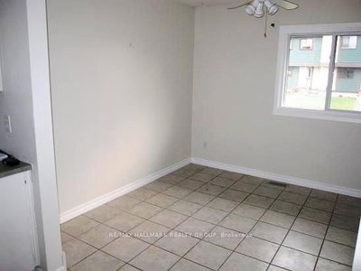1817 Meadowbrook Road • #111 • Ottawa, ON photo 2