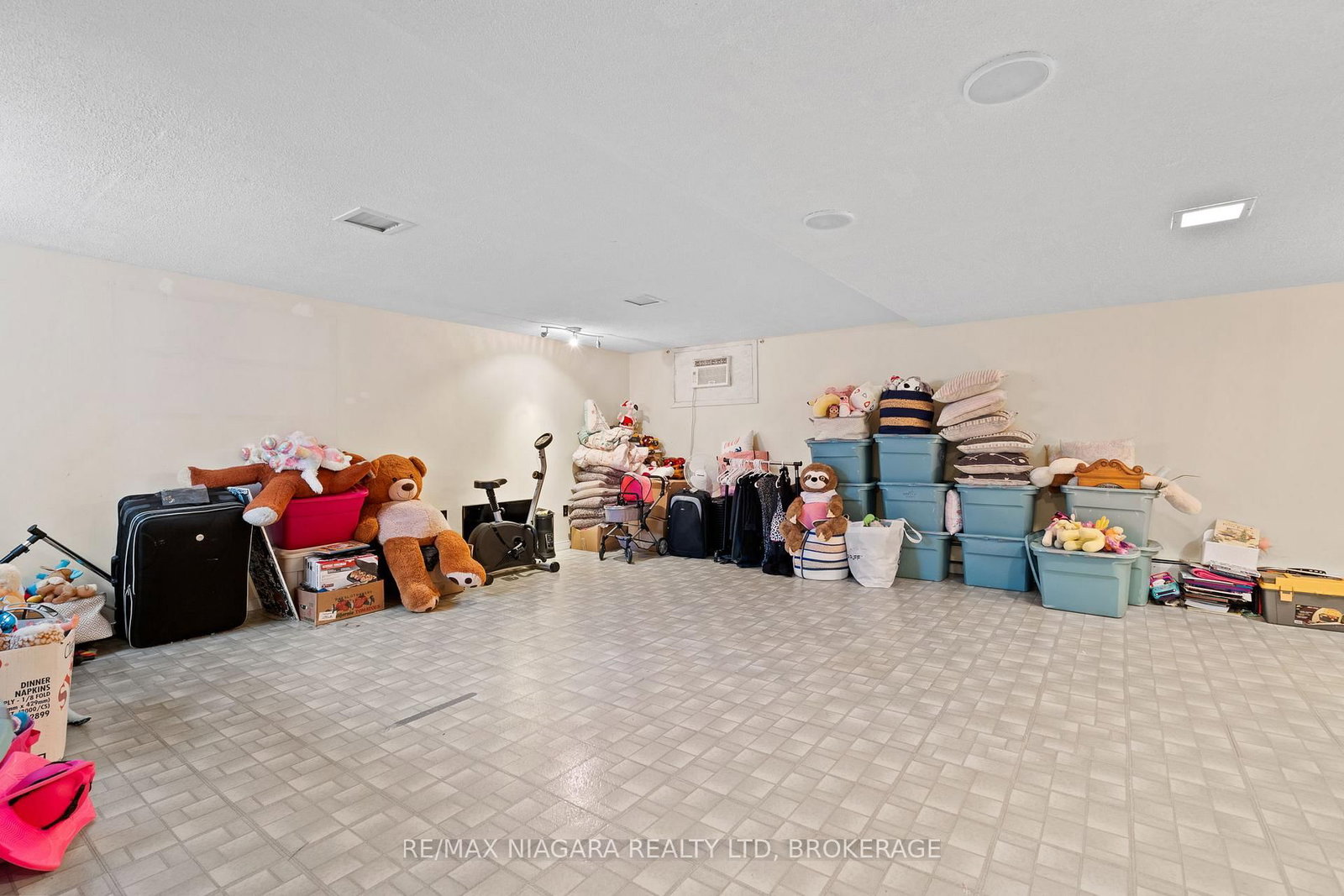 17 Walnut Street • Port Colborne, ON photo 27