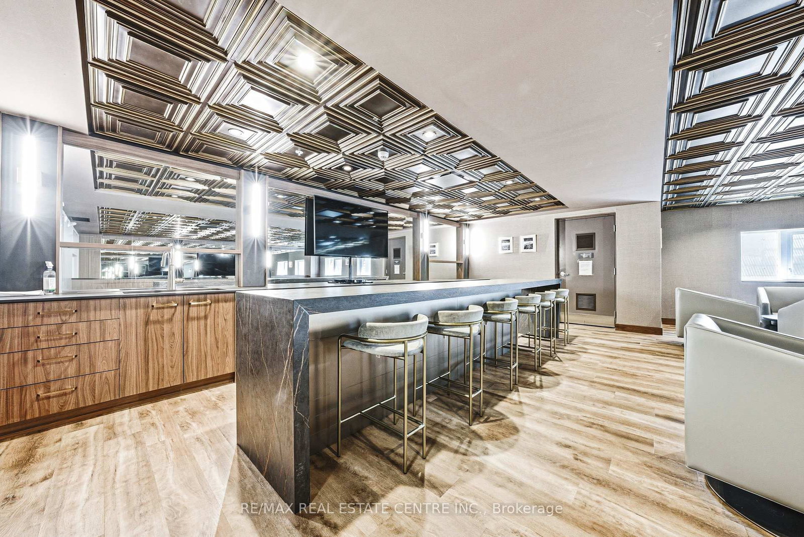34 Norman Street • #111 • Brantford, ON photo 20