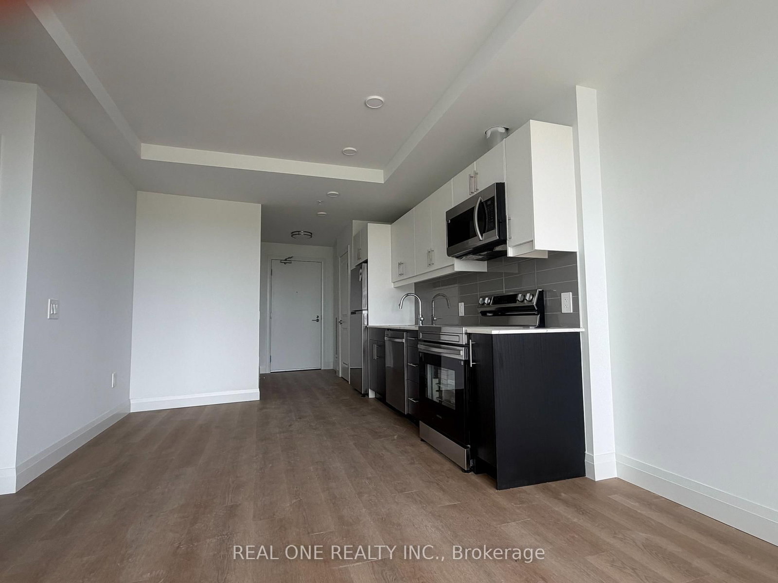 1333 Weber Street E, Unit 1010