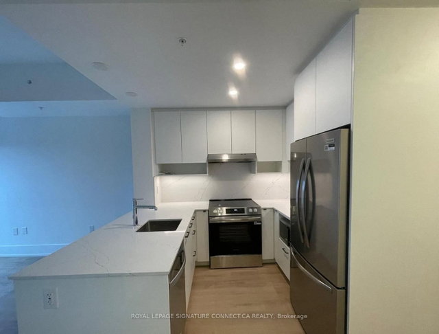 1303 - 206 King Street W