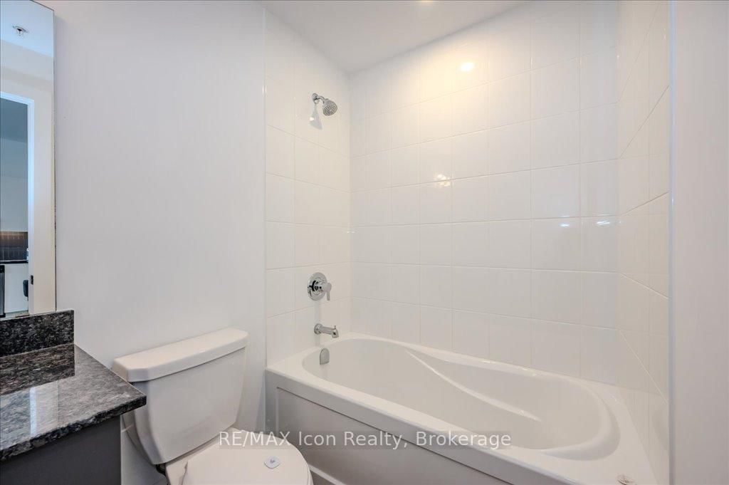 26 Lowes Road W, Unit 105 - Photo 22