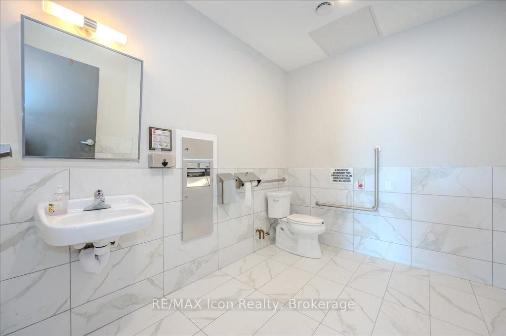 26 Lowes Road W, Unit 105 - Photo 41