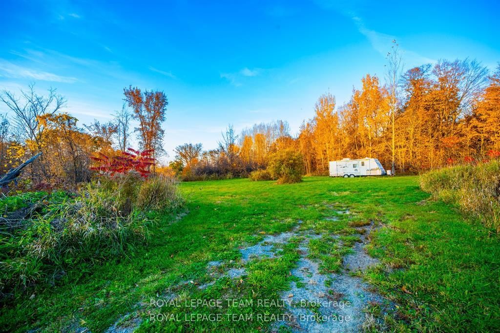 1201 Dunning Road • Orleans, ON photo 5
