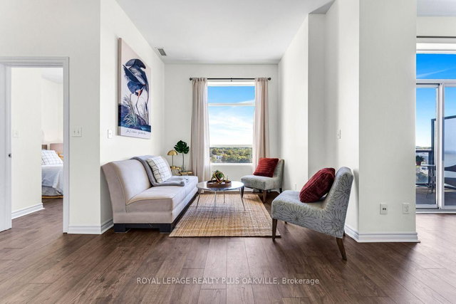 1207 - 170 Water Street N