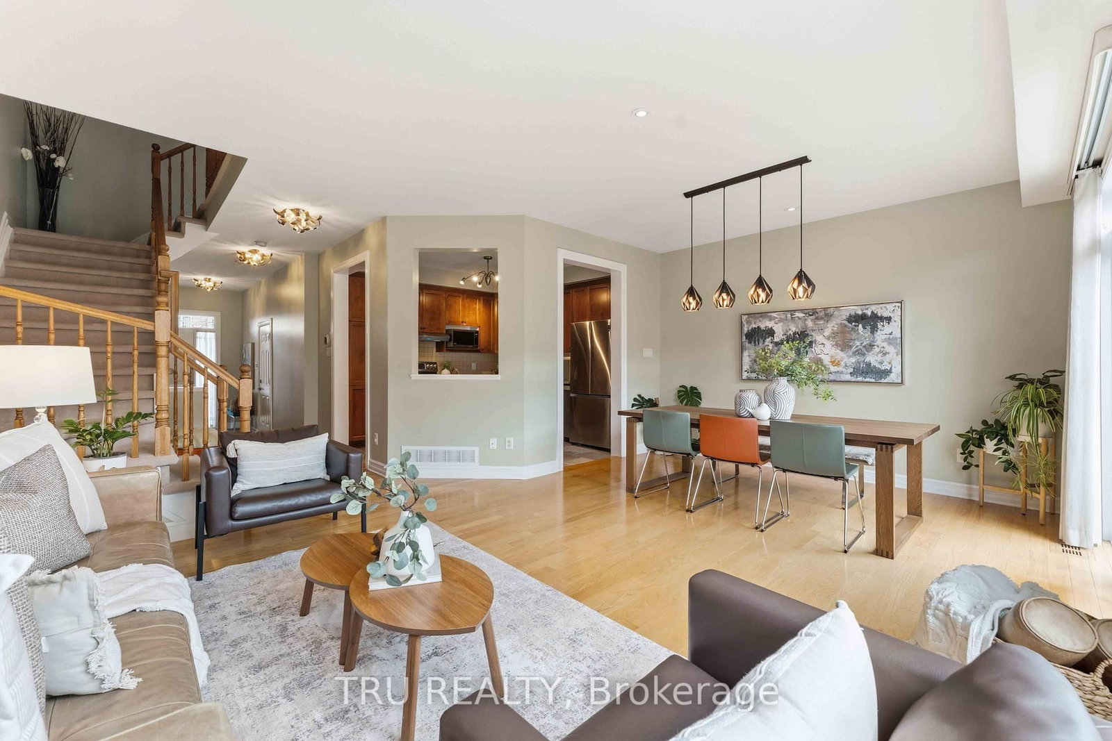 449 Celtic Ridge Crescent • Ottawa, ON photo 12