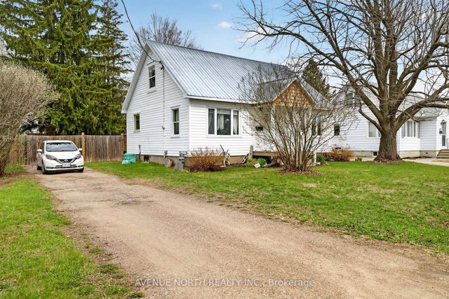 587 Roy Street W