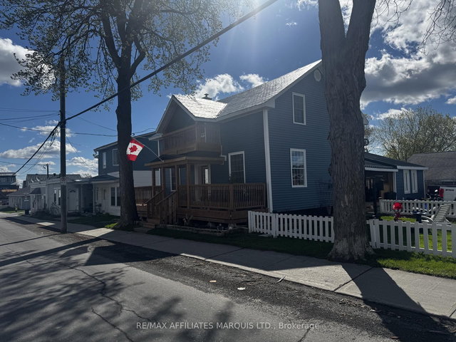 58 Kenyon Street W