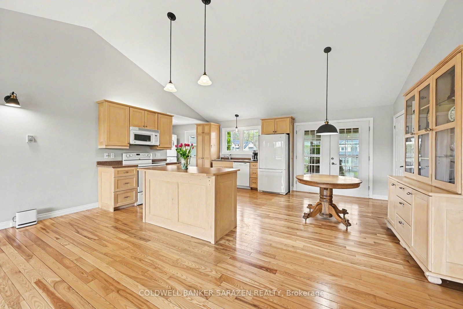 162 Erindale Avenue • Renfrew, ON photo 12