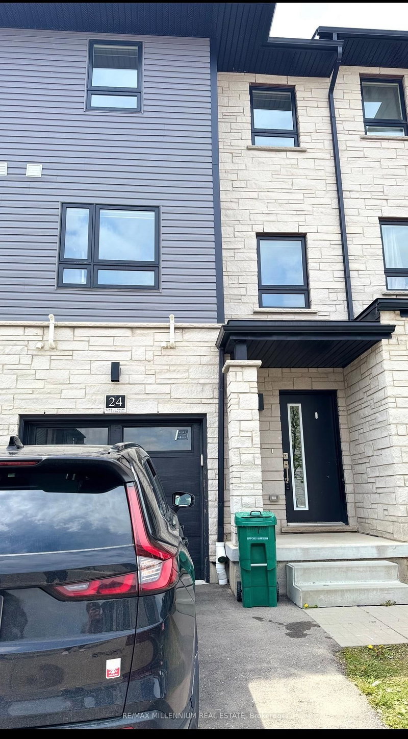 home for lease on 24-51 Sparrow Avenue