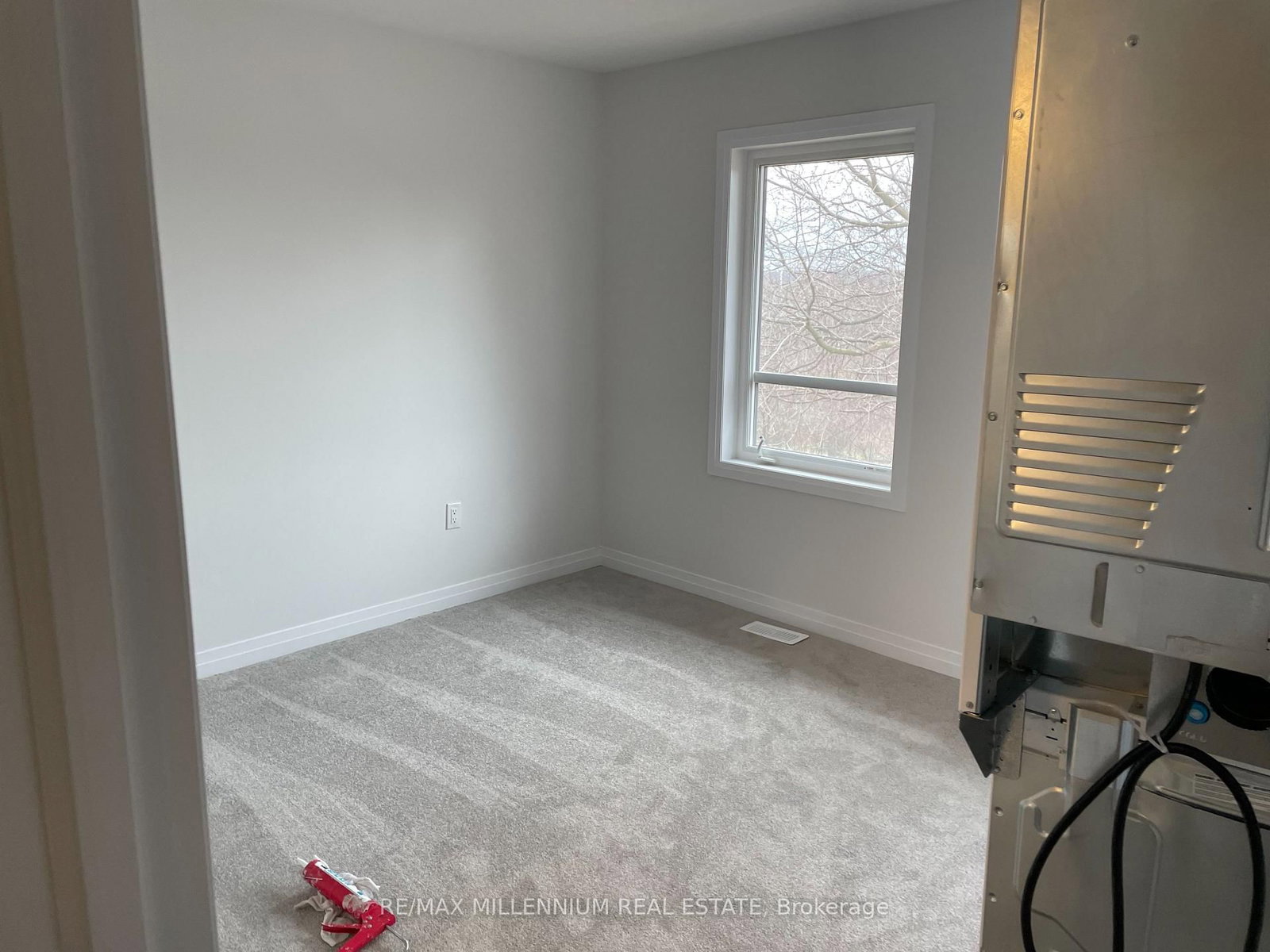 51 Sparrow Avenue, Unit 24 - Photo 17
