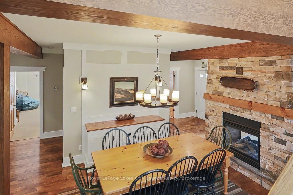 1020 BIRCH GLEN MAPLE COTTAGE week 5 Road • Lake of Bays, ON photo 20