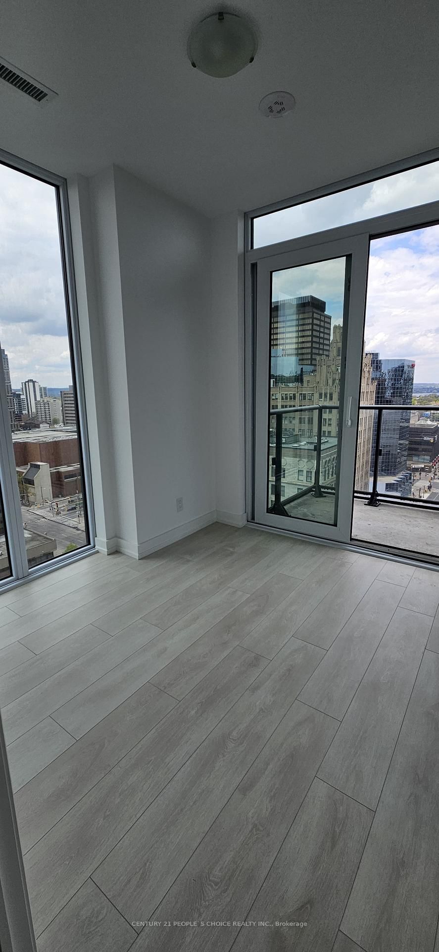 75 James Street S, Unit 1602 - Photo 7