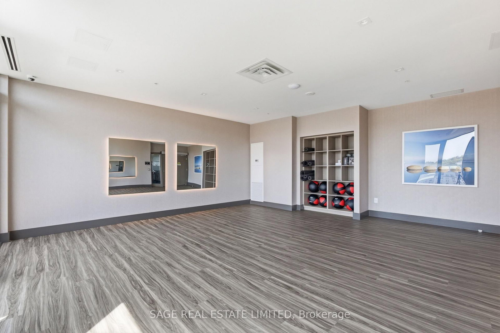 75 James Street S, Unit 1404 - Photo 21
