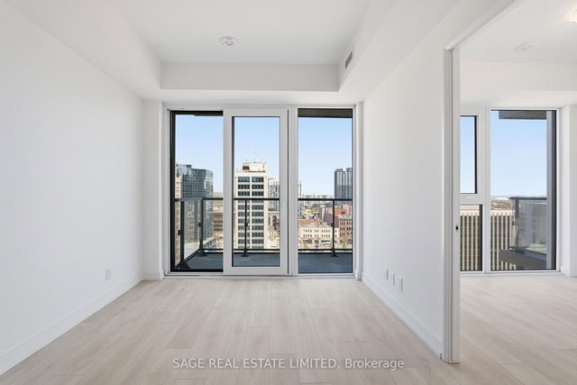 1404 - 75 James Street S