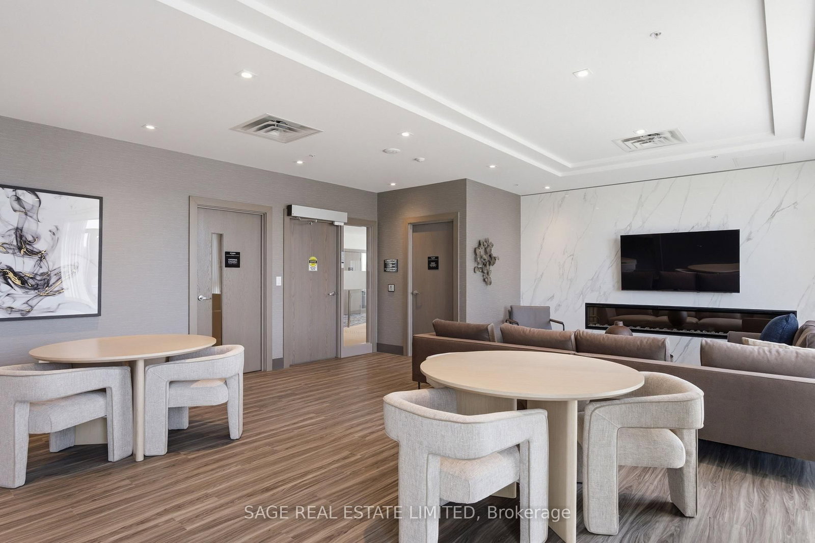 75 James Street S, Unit 1404 - Photo 31