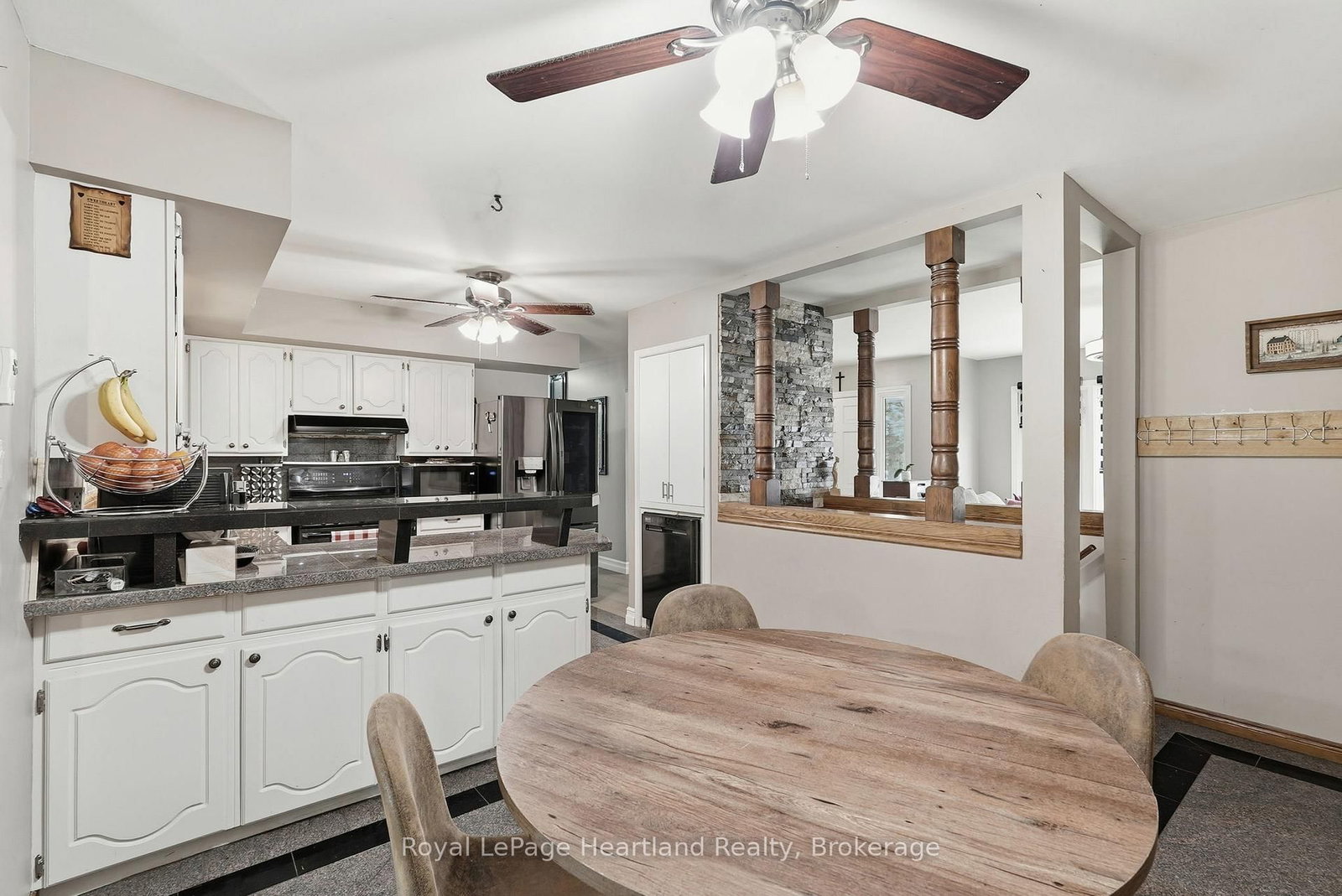 292 Wellington Street • North Huron, ON photo 9
