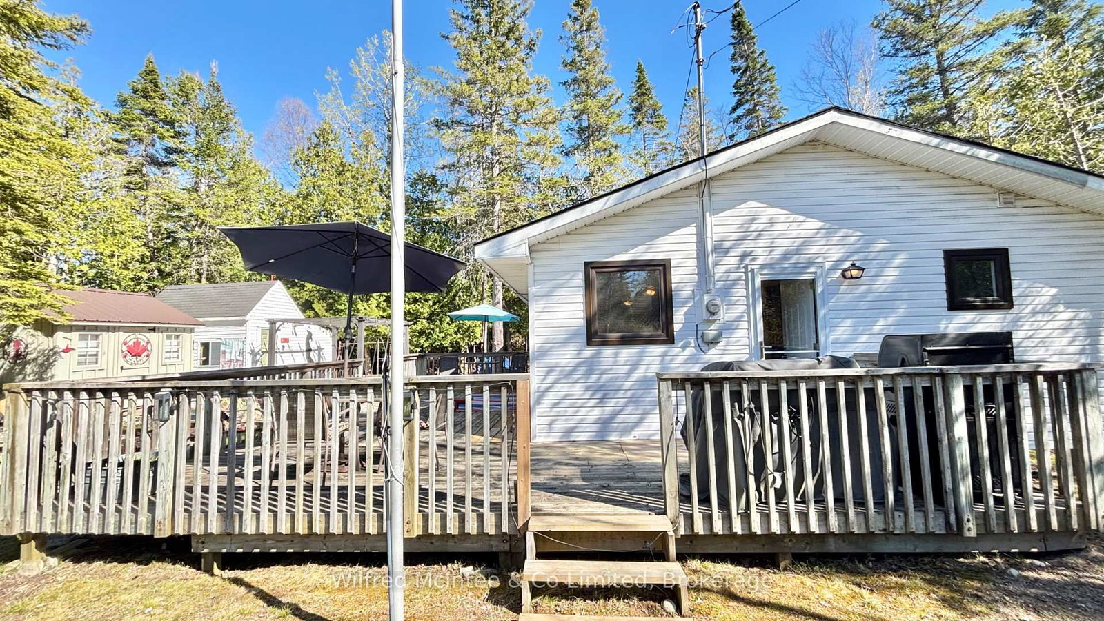 26 THOMPSON Avenue - Photo 12