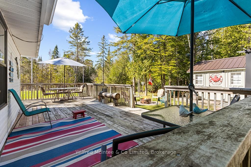 26 THOMPSON Avenue - Photo 14