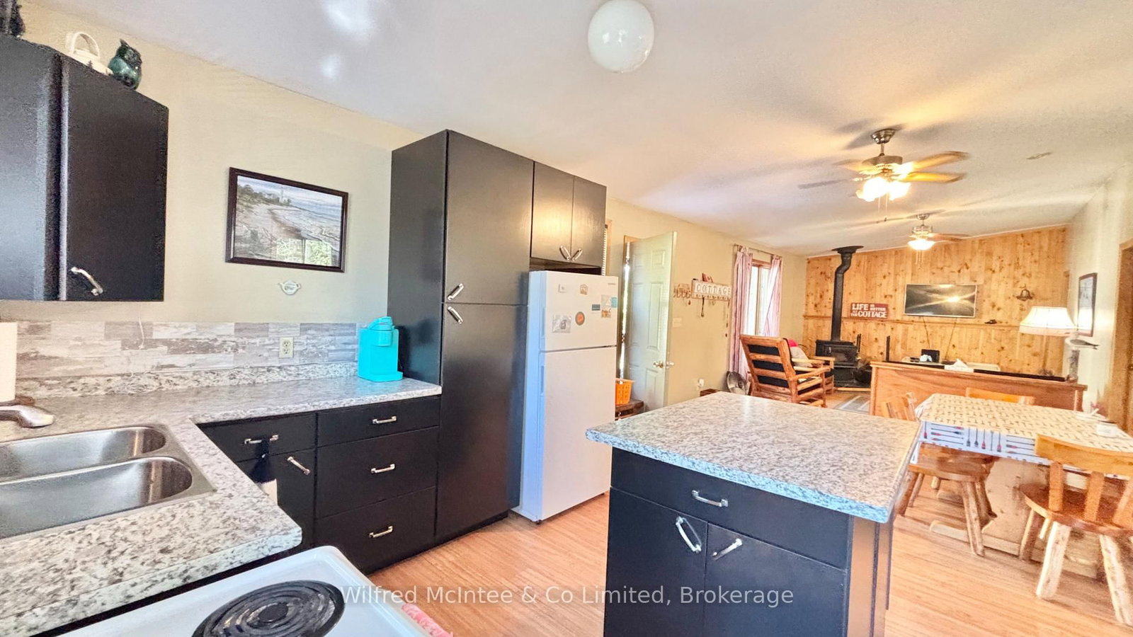 26 THOMPSON Avenue - Photo 28