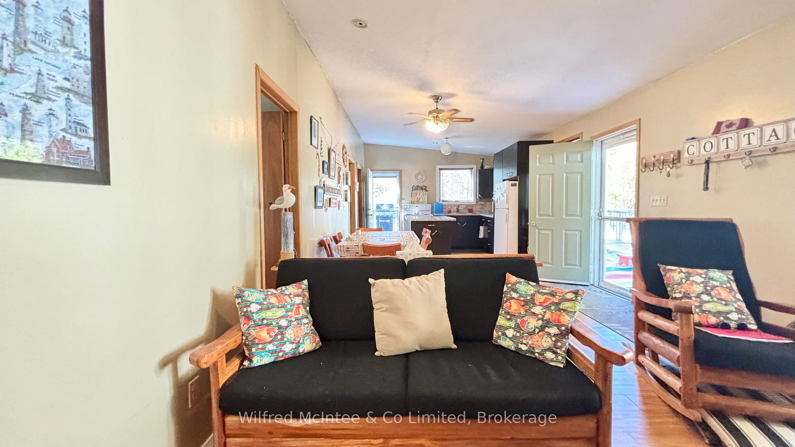 26 THOMPSON Avenue - Photo 34