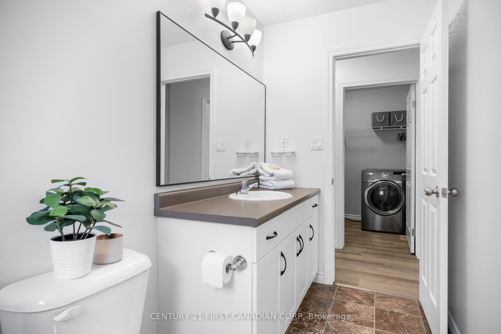 21 Pear Tree Avenue • St. Thomas, ON photo 23