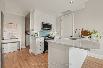Unit 301 — 330 Loretta Avenue S — photo 4