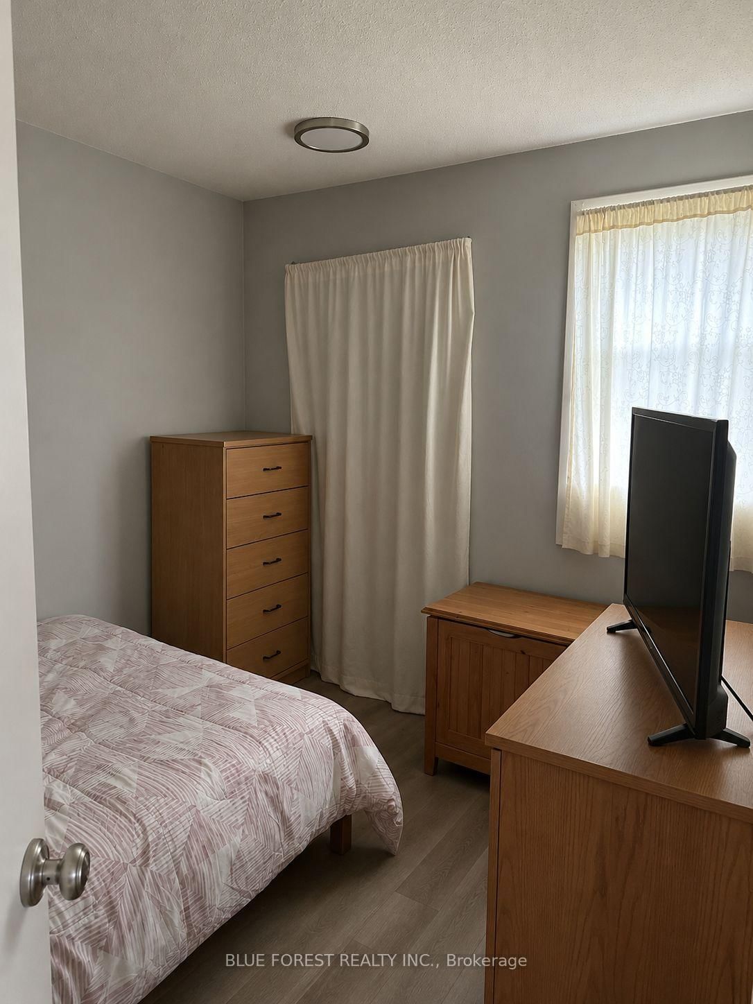 23 Barnes Street • St. Thomas, ON photo 10