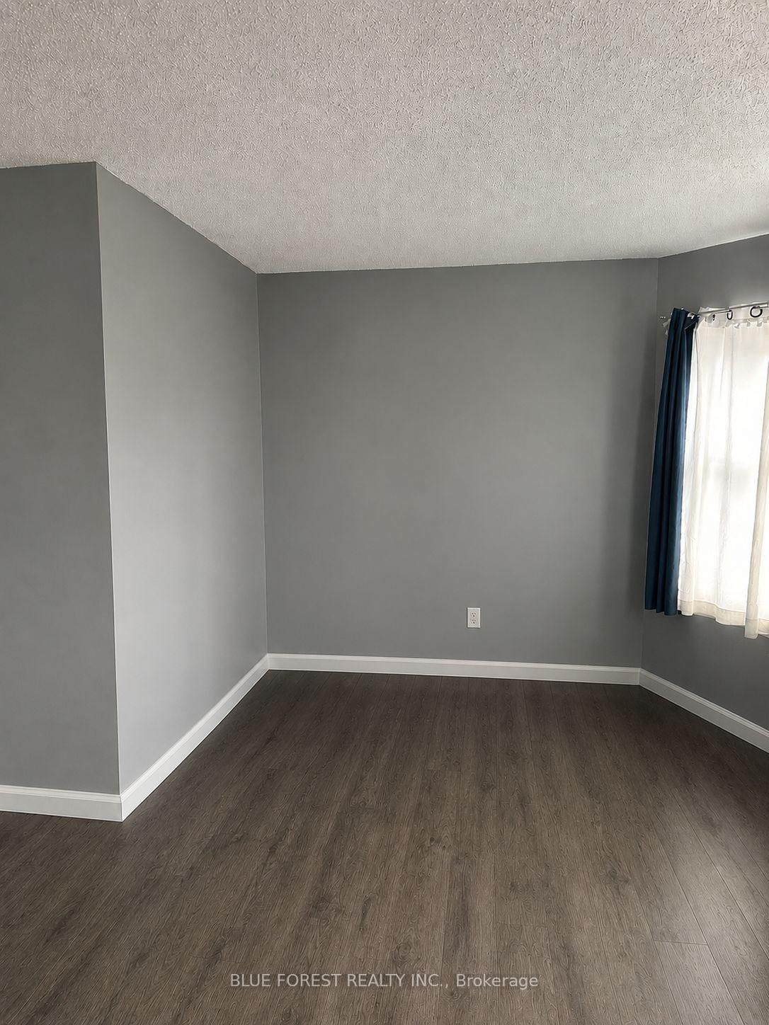 23 Barnes Street • St. Thomas, ON photo 13