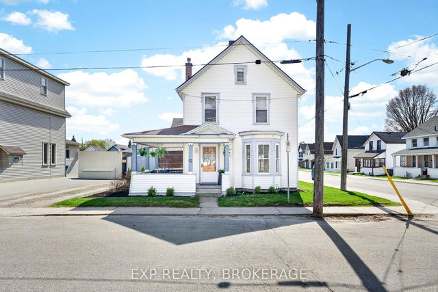 52 Daniel Street