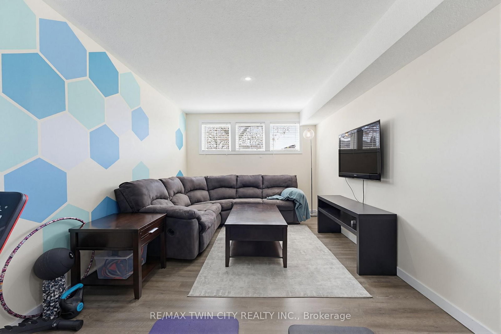 60 St Patrick's Drive • Brantford, ON photo 22