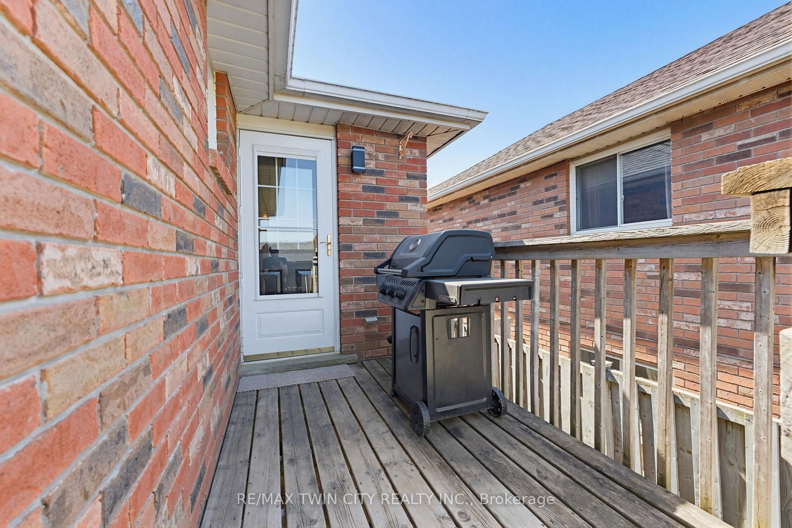 60 St Patrick's Drive • Brantford, ON photo 29