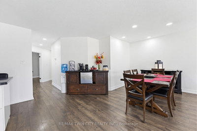 60 St Patrick's Drive • Brantford, ON photo 9