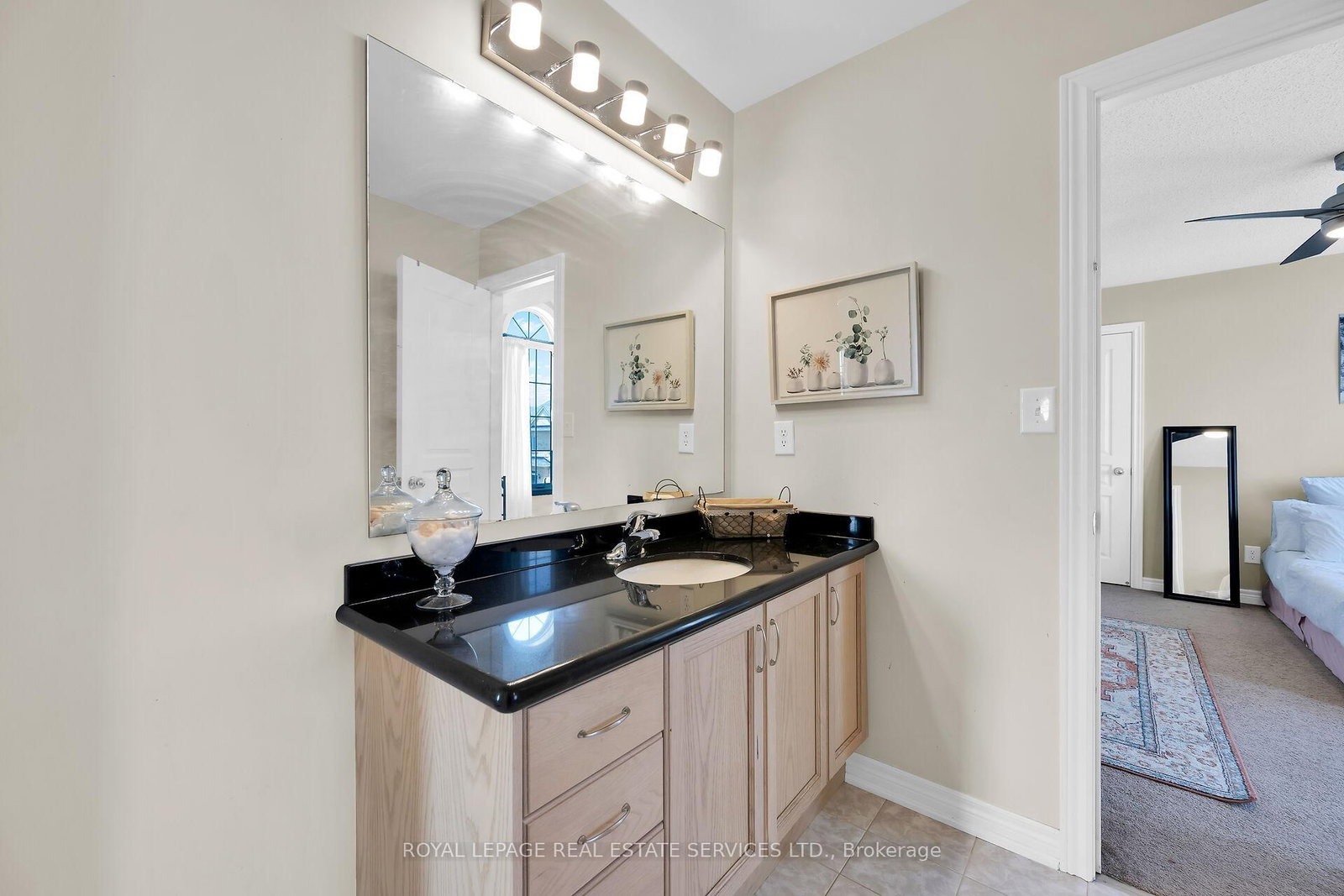 123 Attridge Crescent - Photo 15
