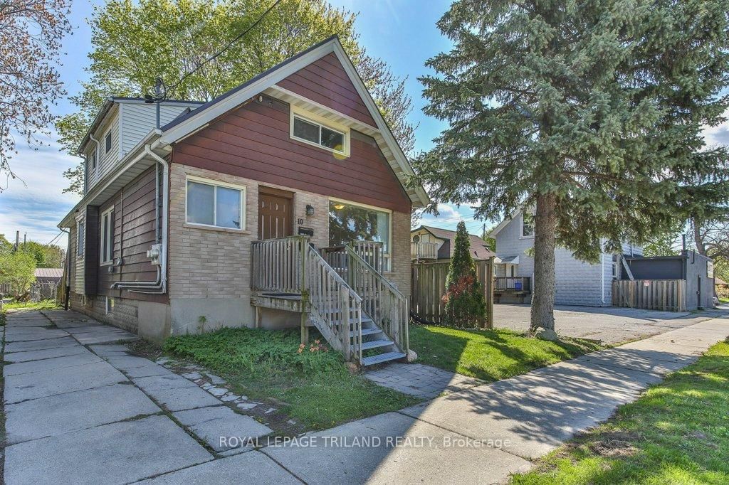10 LINWOOD Street sold in London East