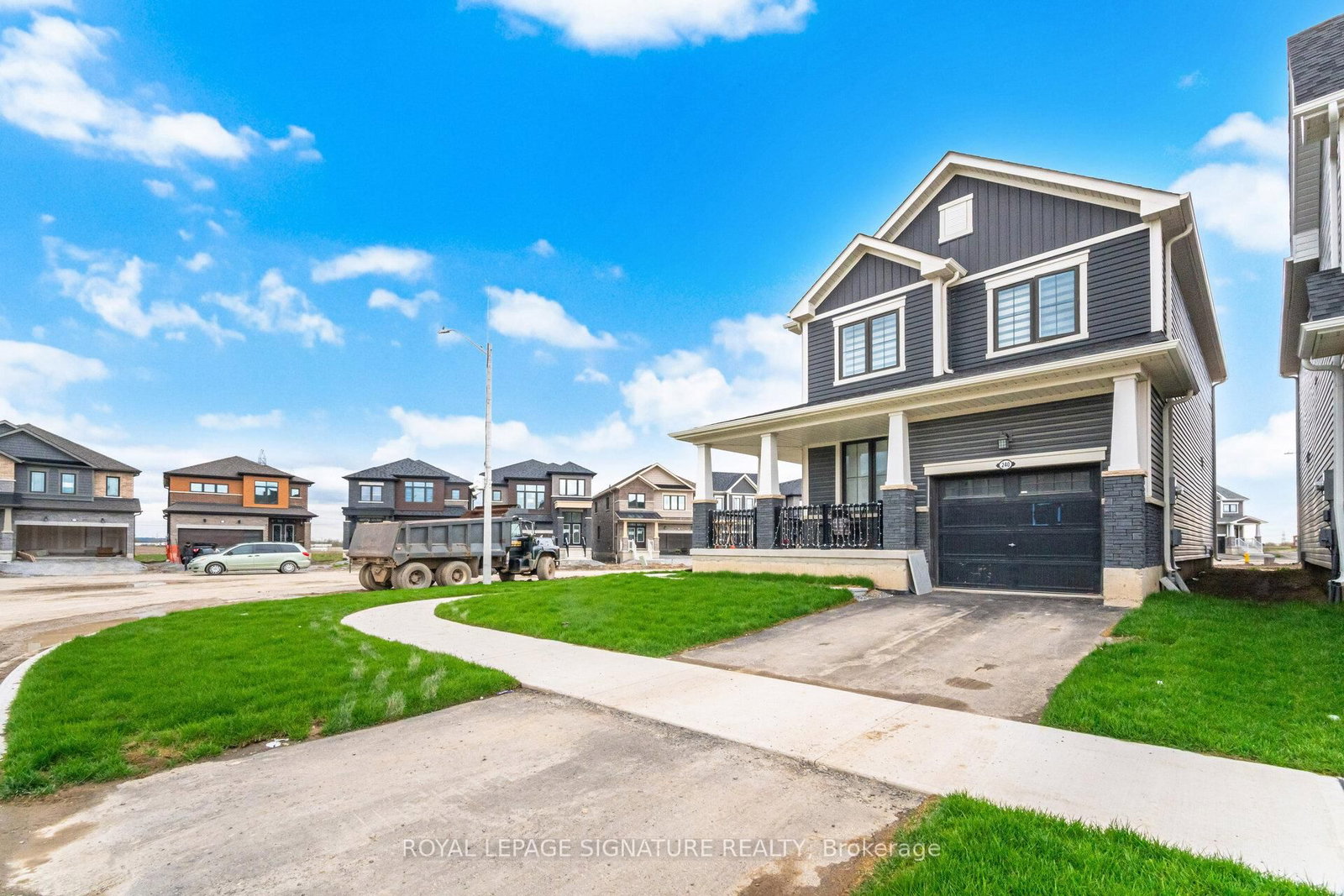 240 Velvet Way - Photo 4