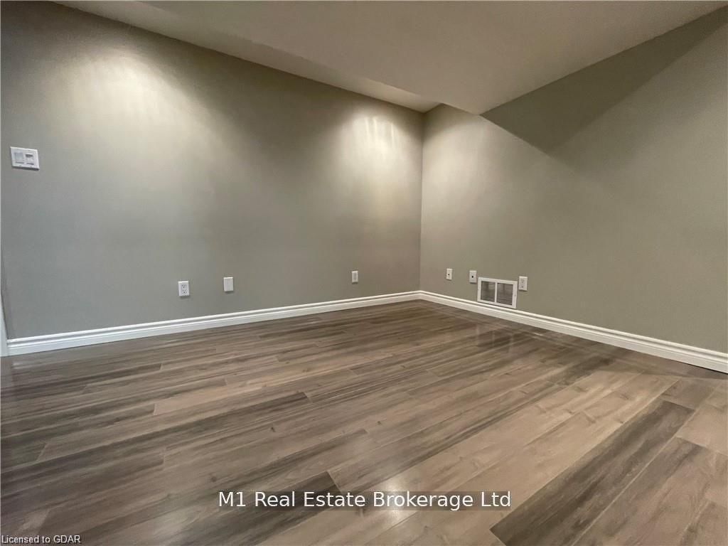 25 Promenade Road, Unit LOWER - Photo 8