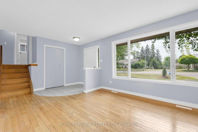 10 Reid Street • Greater Napanee, ON photo 9
